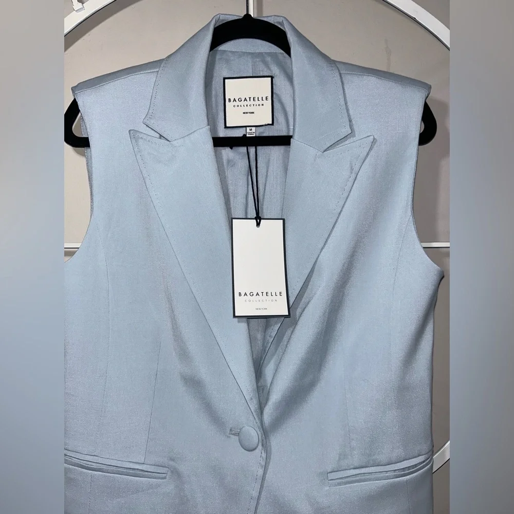 bagatelle Powder Blue Sleeveless Tailored Blazer Vest - Picture 3 of 7